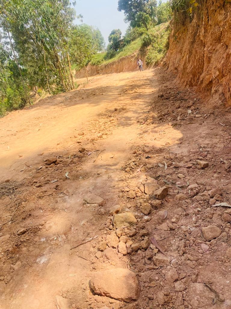 The rehabilitated minerals road handed over to the Bahema Baguru chiefdom