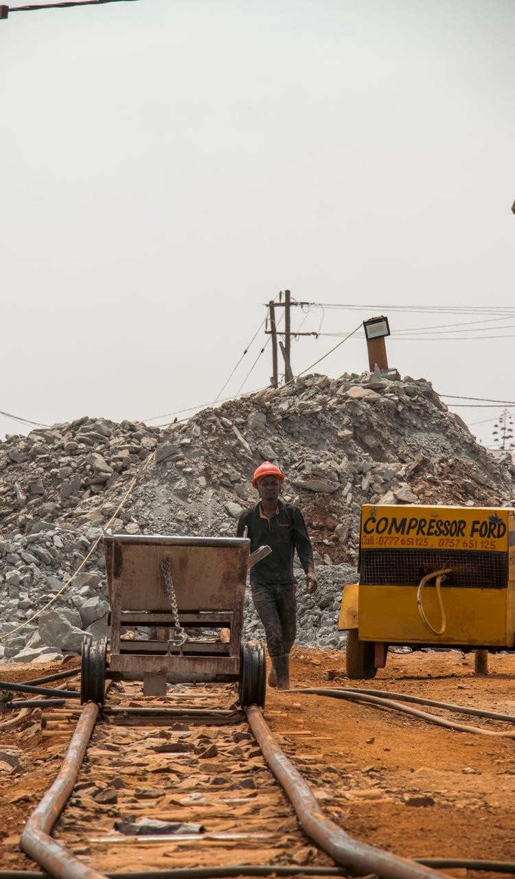 An artisanal mining site at the origin of the energy-transition mineral value chain, eastern DRC